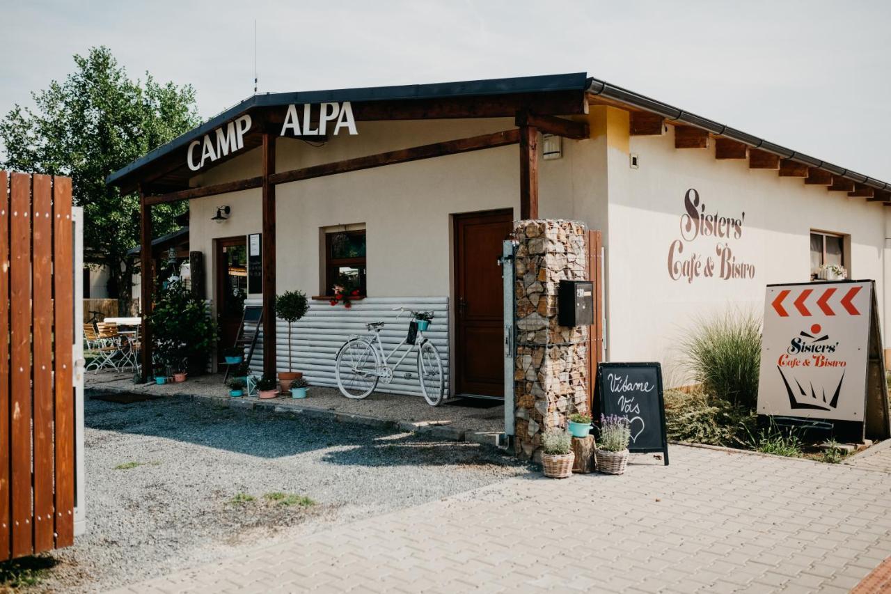 Отель Camp Alpa Островачице Экстерьер фото